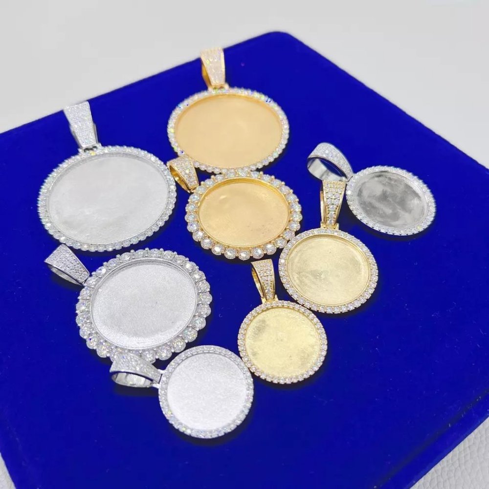 Iced Out Moissanite 925 Silver Circle Photo Memory Pendant Necklace